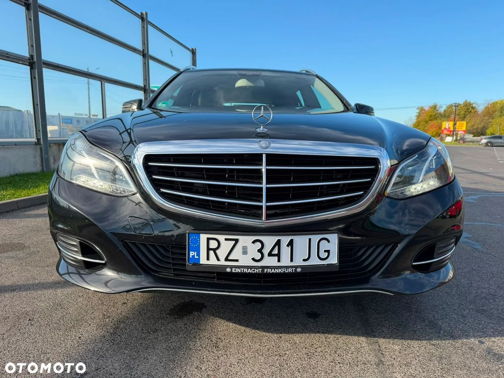 Mercedes-Benz Klasa E - 24