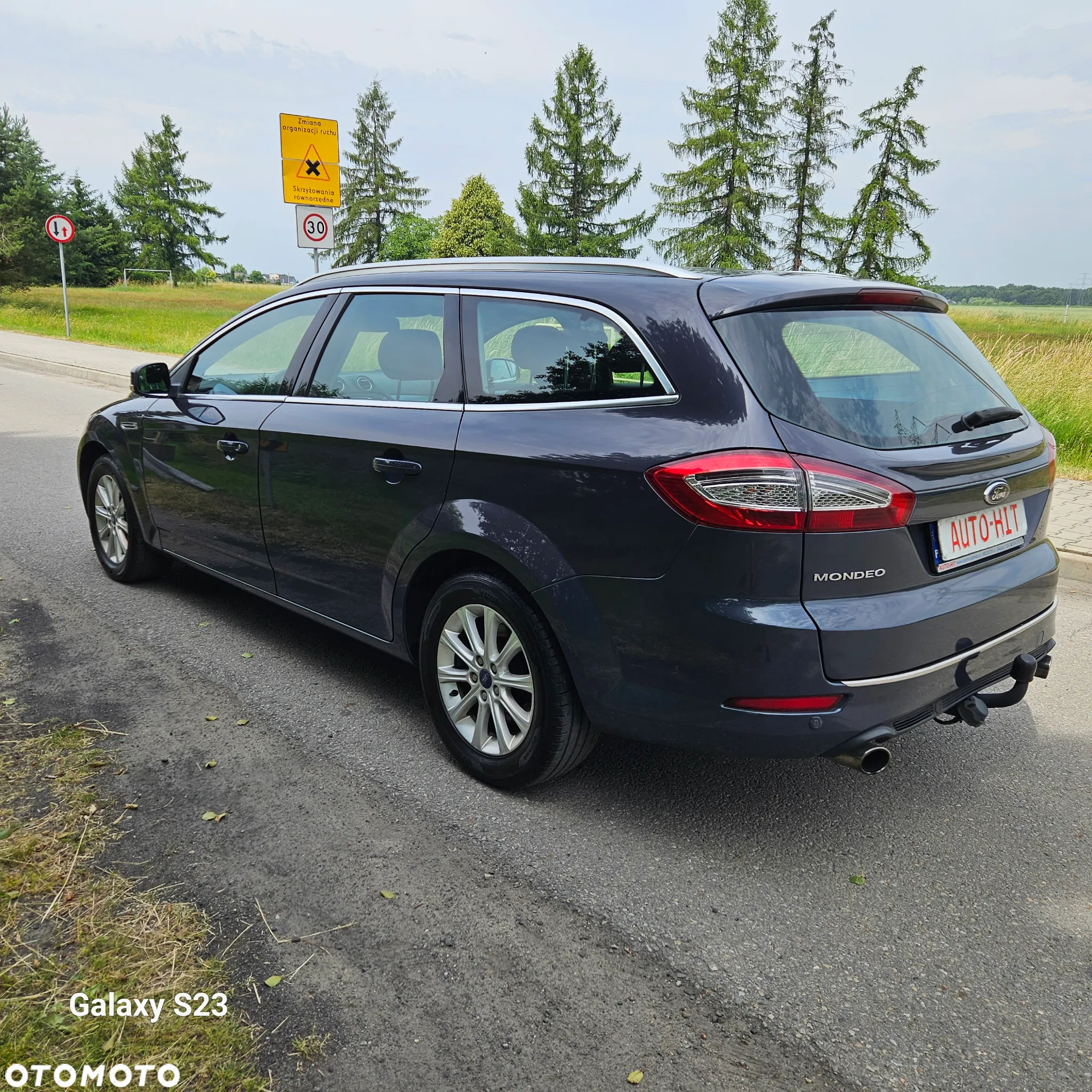 Ford Mondeo - 12