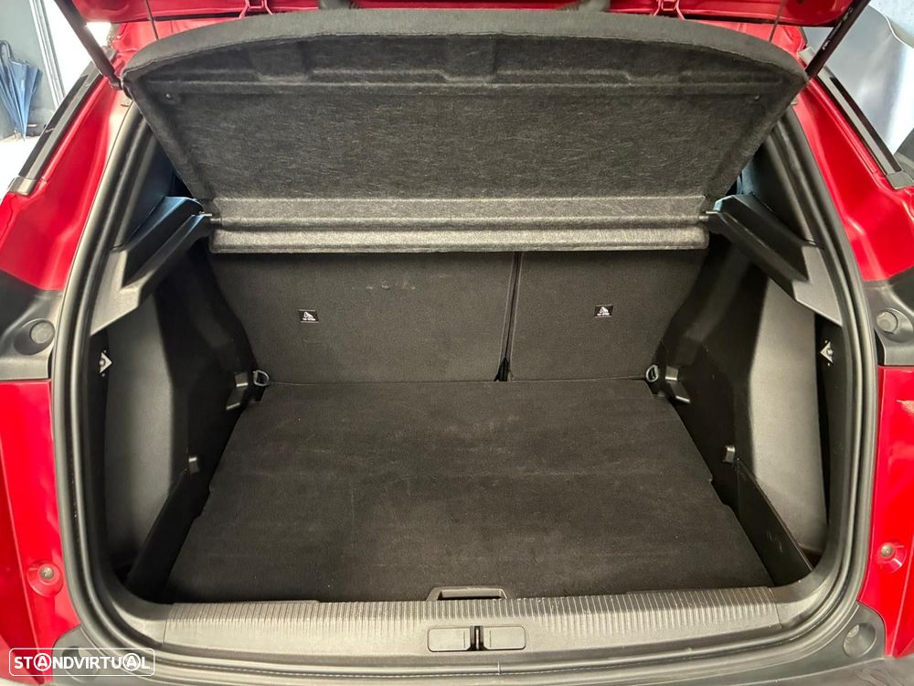 Peugeot 2008 1.2 PureTech GT Line - 37