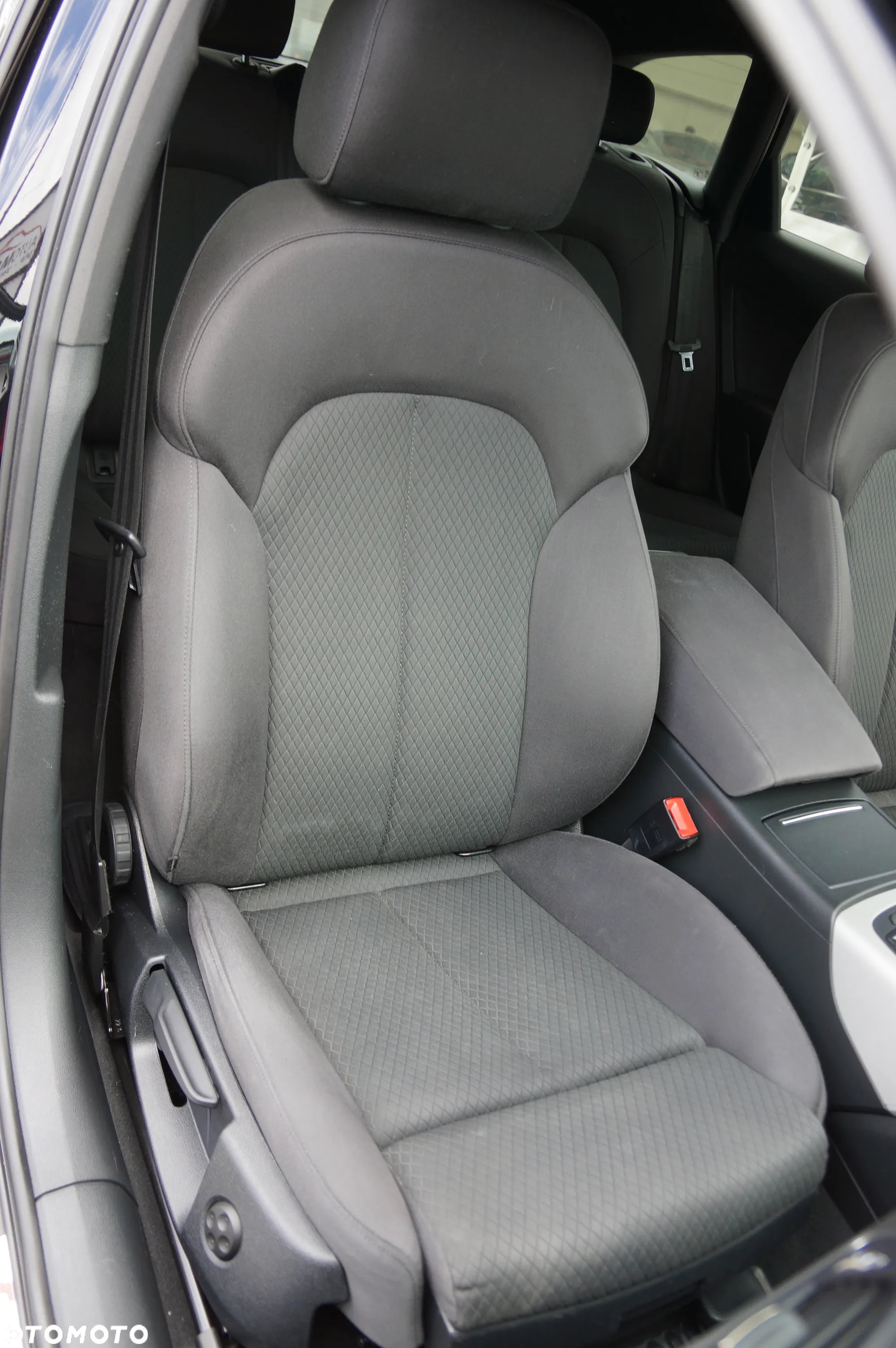 Audi A6 2.0 TDI Quattro S tronic - 28