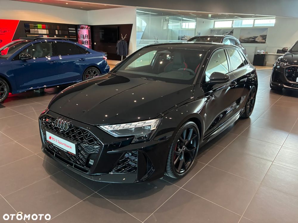 Audi RS3 Sportback - 1