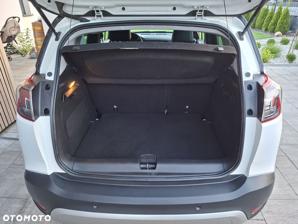 Opel Crossland X - 11