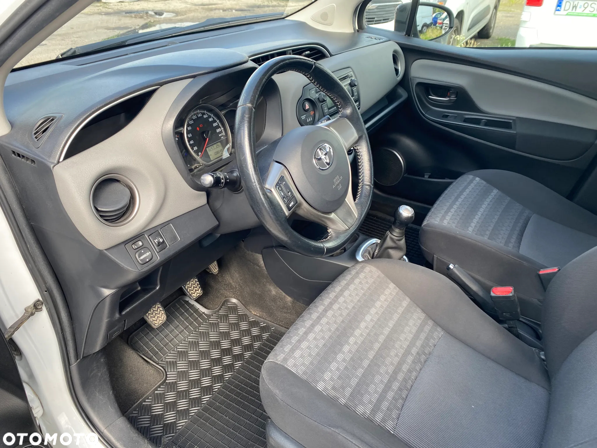 Toyota Yaris 1.0 Life - 9