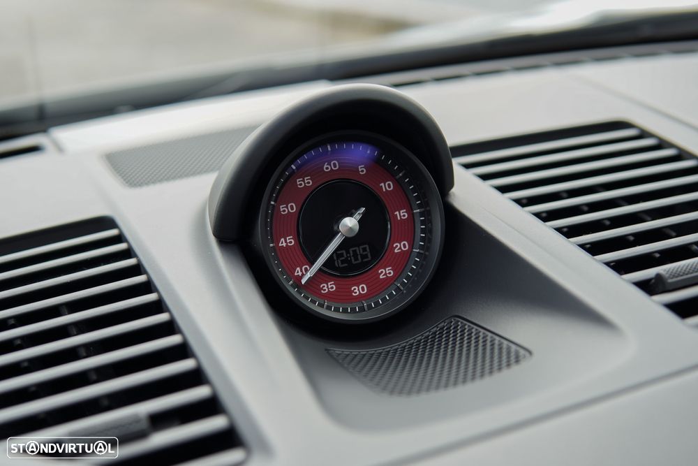 Porsche 911 (992) Carrera 4 GTS PDK - 28