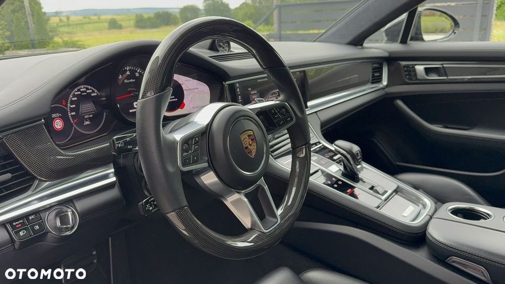 Porsche Panamera Turbo - 2