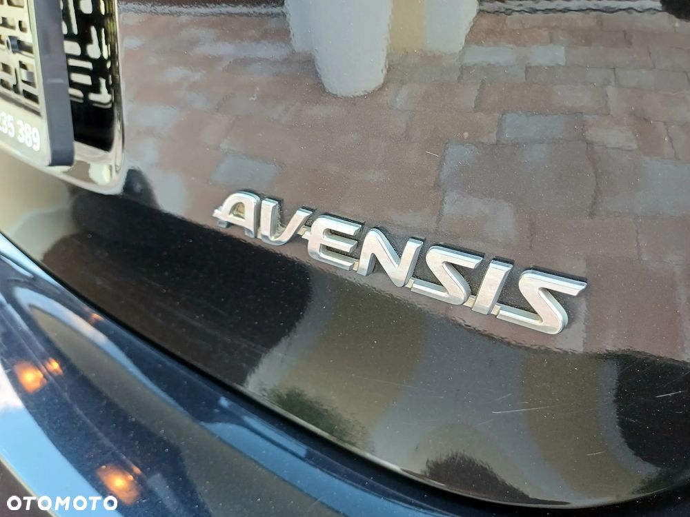 Toyota Avensis 1.8 Sol NAVI - 8