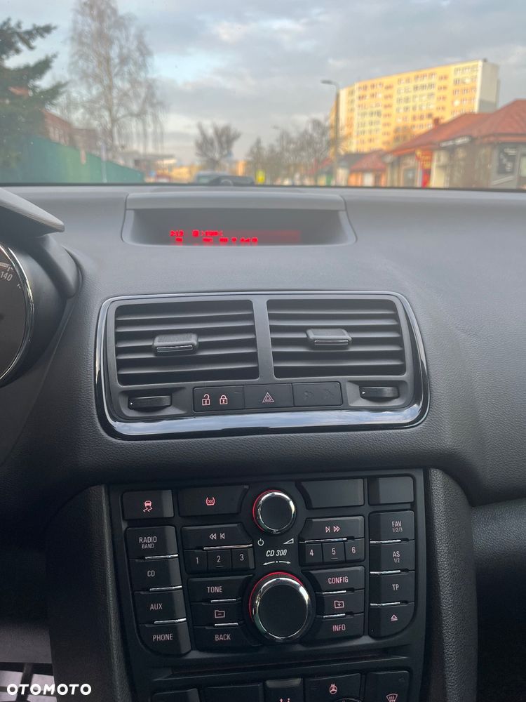 Opel Meriva 1.3 CDTI Essentia ecoFLEX - 9