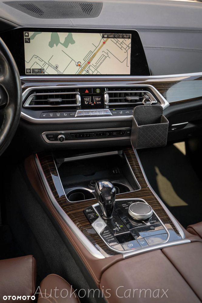 BMW X5 xDrive40i mHEV - 16