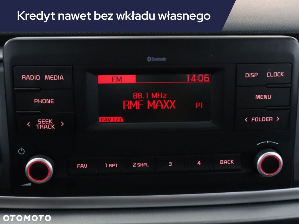 Kia Rio - 15
