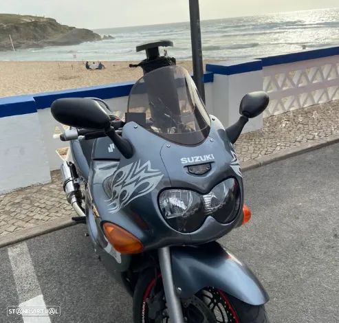 Suzuki Katana GSX-750F - 1