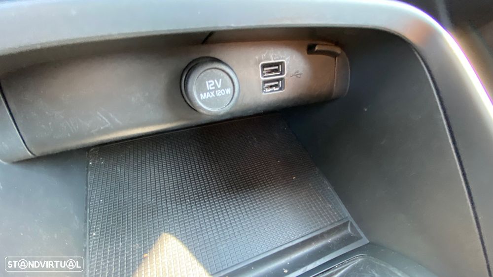 Volvo XC 40 1.5 T2 Momentum Plus - 43