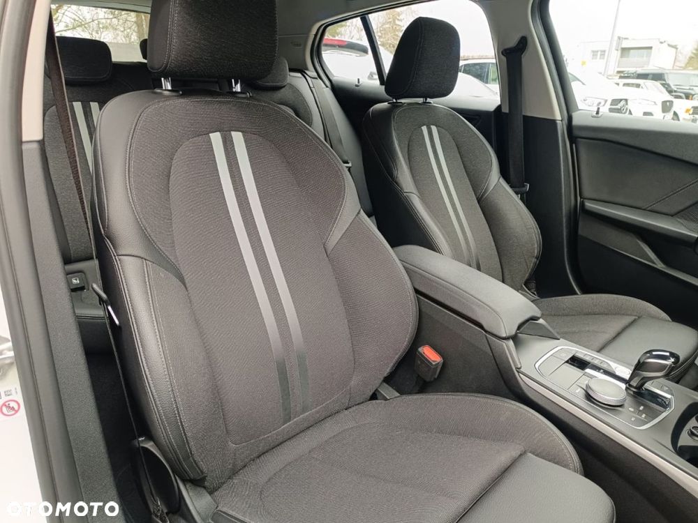 BMW Seria 1 - 24