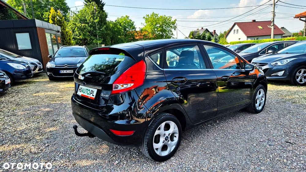 Ford Fiesta - 15