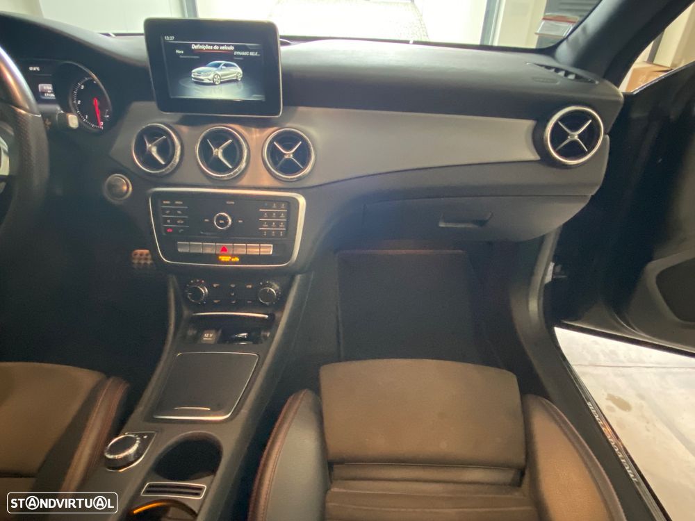Mercedes-Benz CLA 180 d Shooting Brake AMG Line Aut. - 22