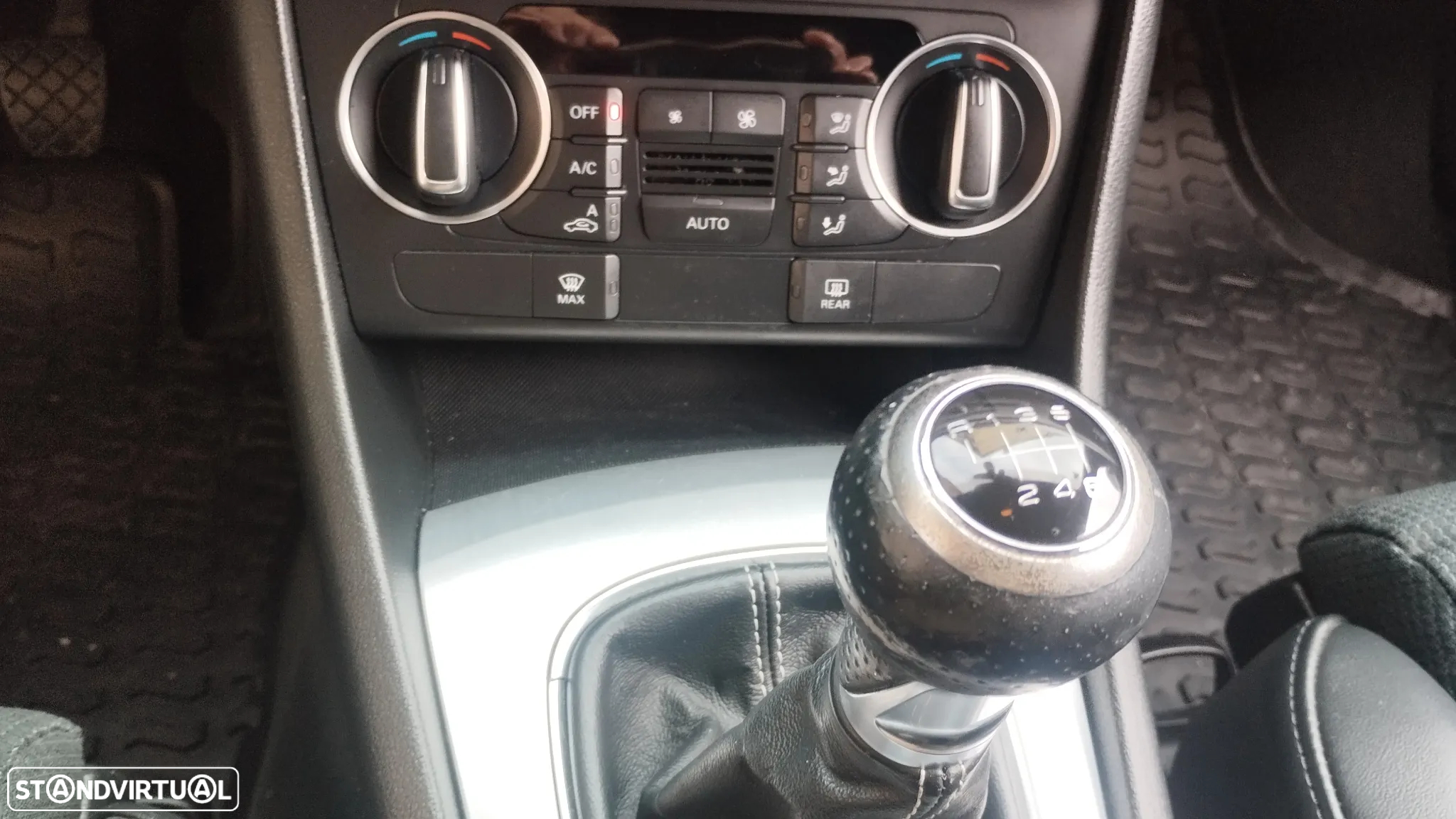 Audi Q3 2.0 TDI quattro S-line - 17