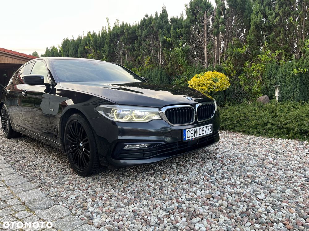 BMW Seria 5 520d xDrive Sport Line sport - 4