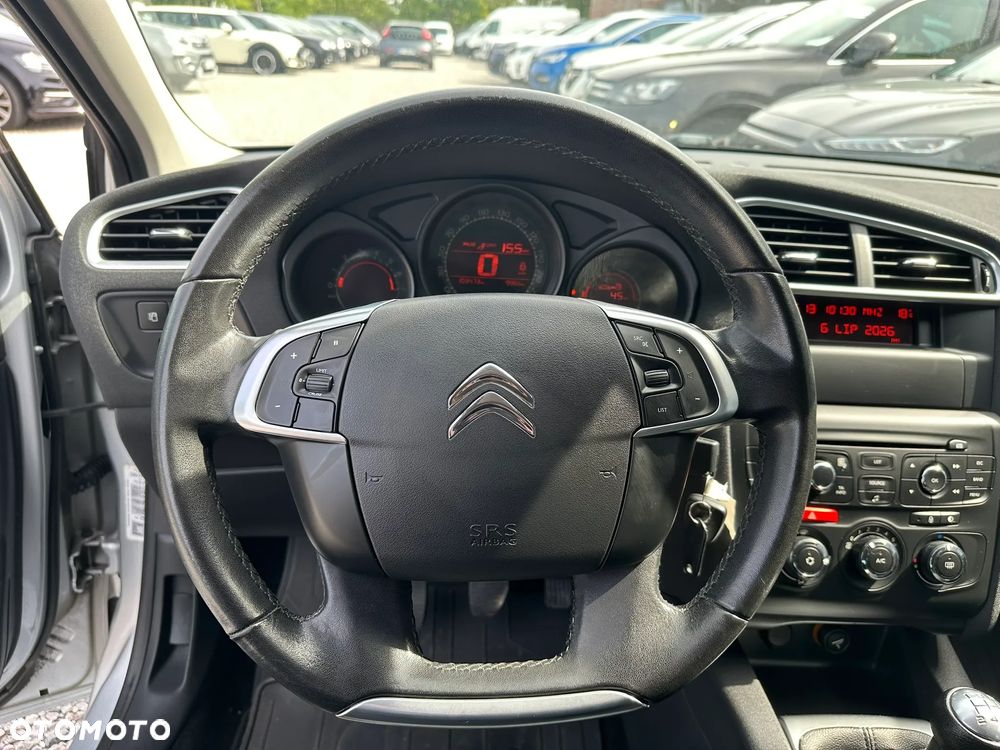 Citroën C4 VTi 120 Attraction - 32
