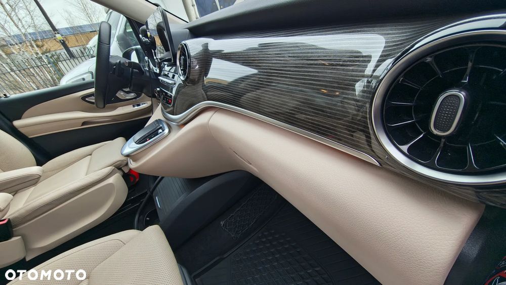 Mercedes-Benz Klasa V 250 d 4-Matic Avantgarde 9G-Tronic - 15