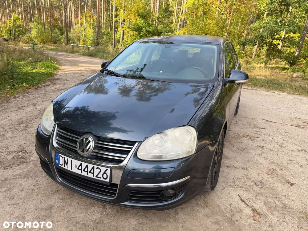 Volkswagen Jetta 1.9 TDI Comfortline - 13