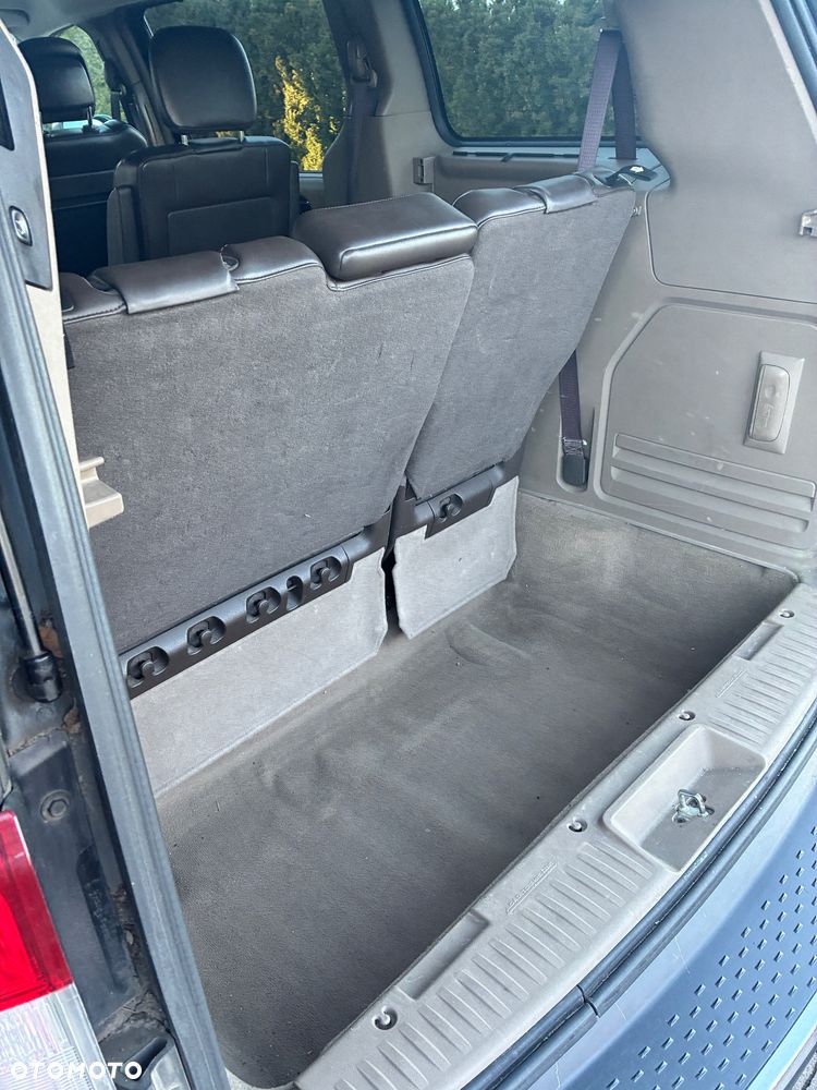 Lancia Voyager 2.8CRD Platinum - 37