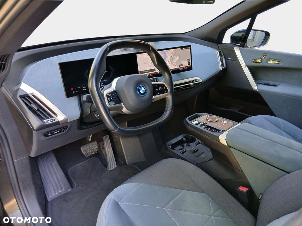 BMW iX xDrive40 76.6kWh - 11