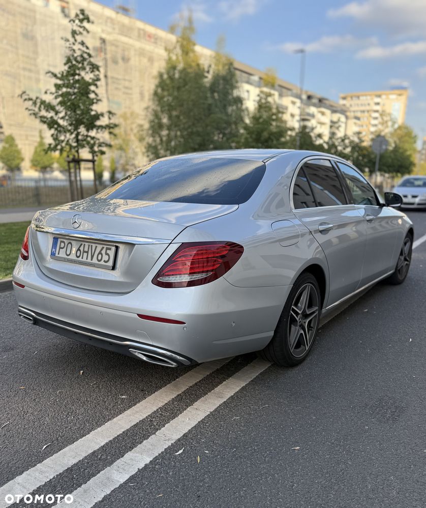 Mercedes-Benz Klasa E 220 d Business Edition 9G-TRONIC - 6