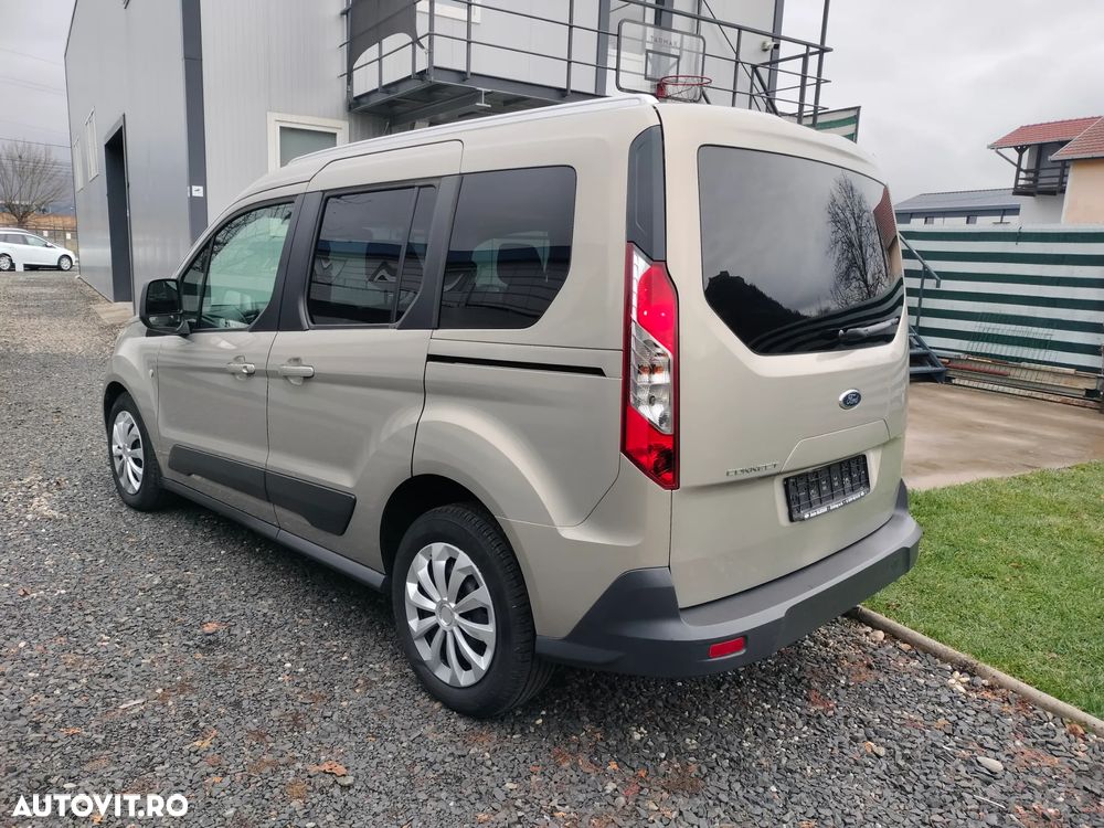 Ford Tourneo Connect - 18