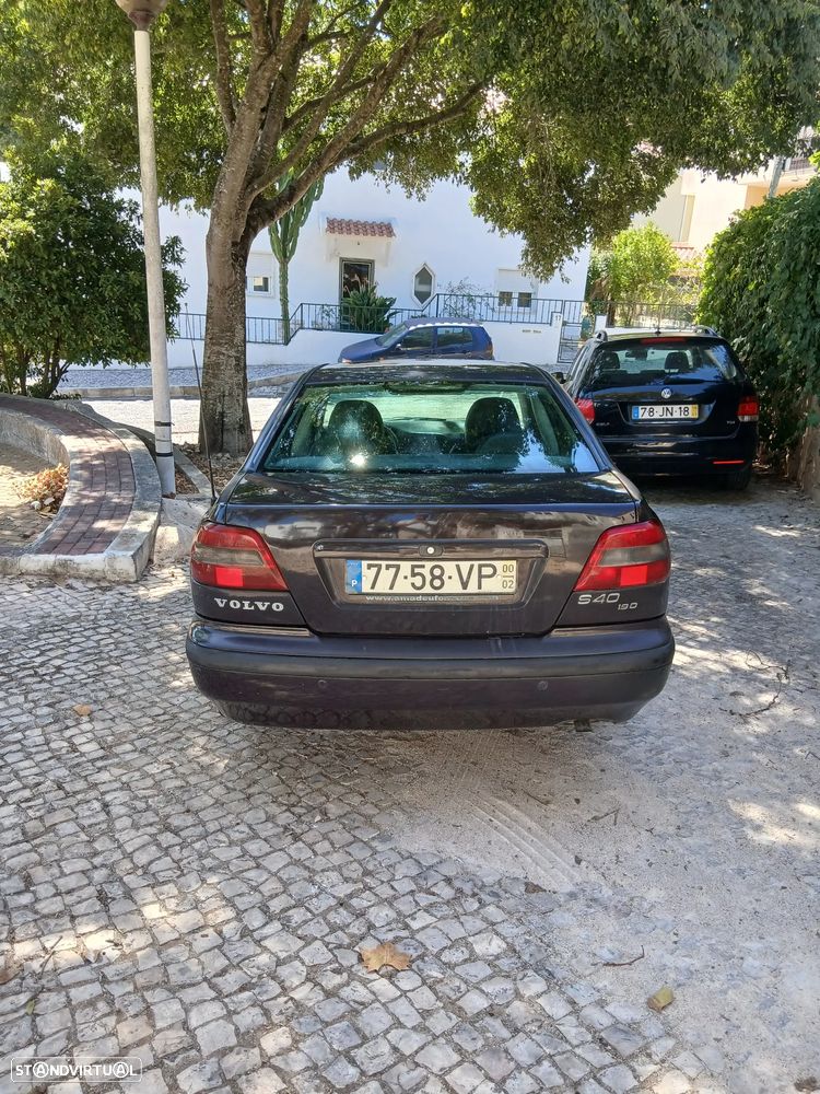Volvo S40 1.9 D - 7