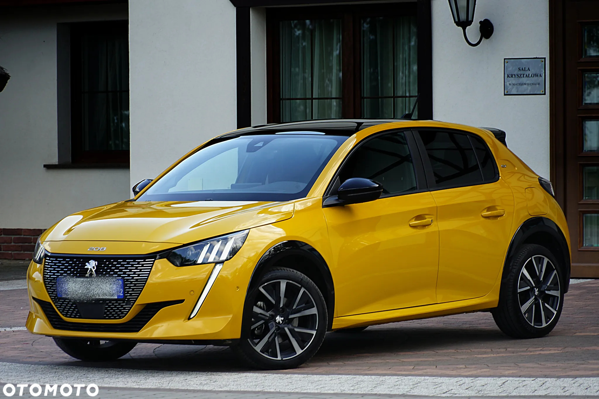 Peugeot 208 PureTech 100 EAT8 GT Pack - 5