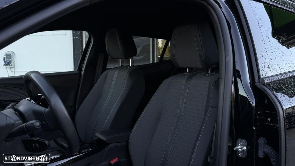 Peugeot e-2008 50 kWh Allure Pack - 26