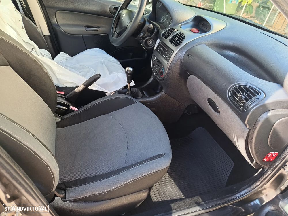 Peugeot 206 SW 1.4 - 5