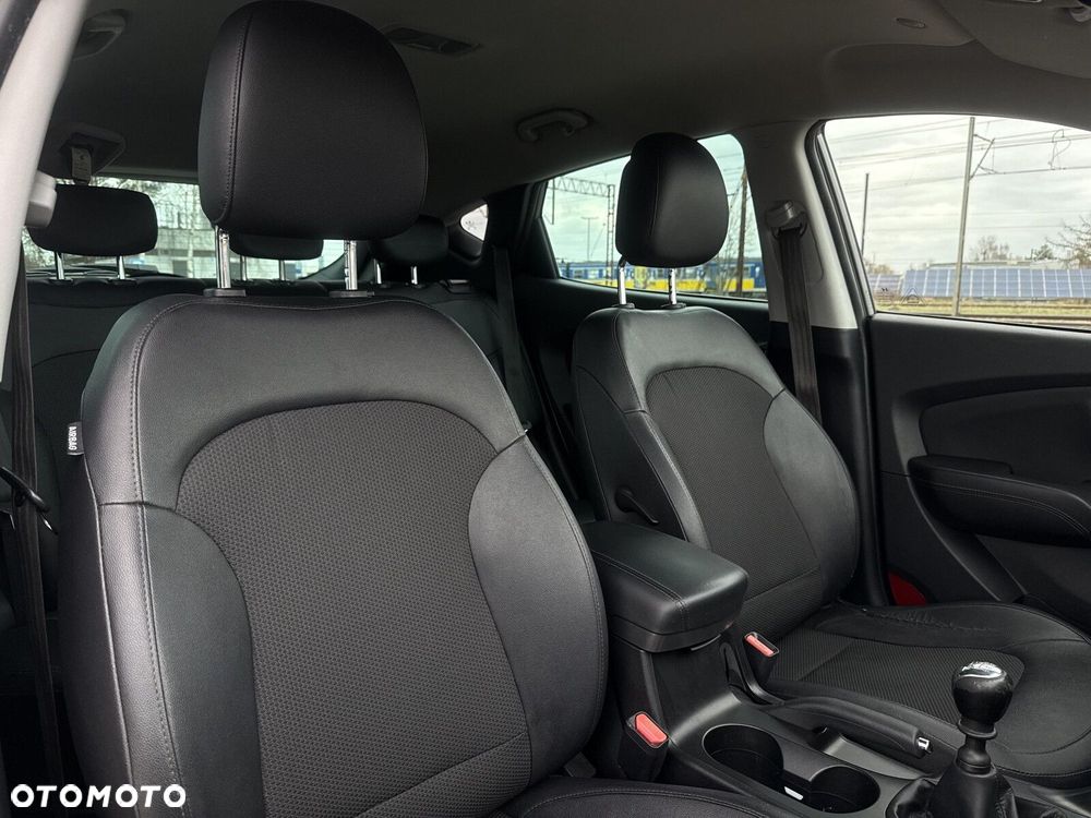 Hyundai ix35 2.0 CRDi Classic 2WD - 15