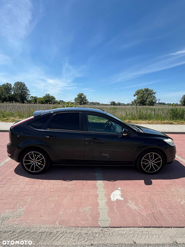 Ford Focus - 1