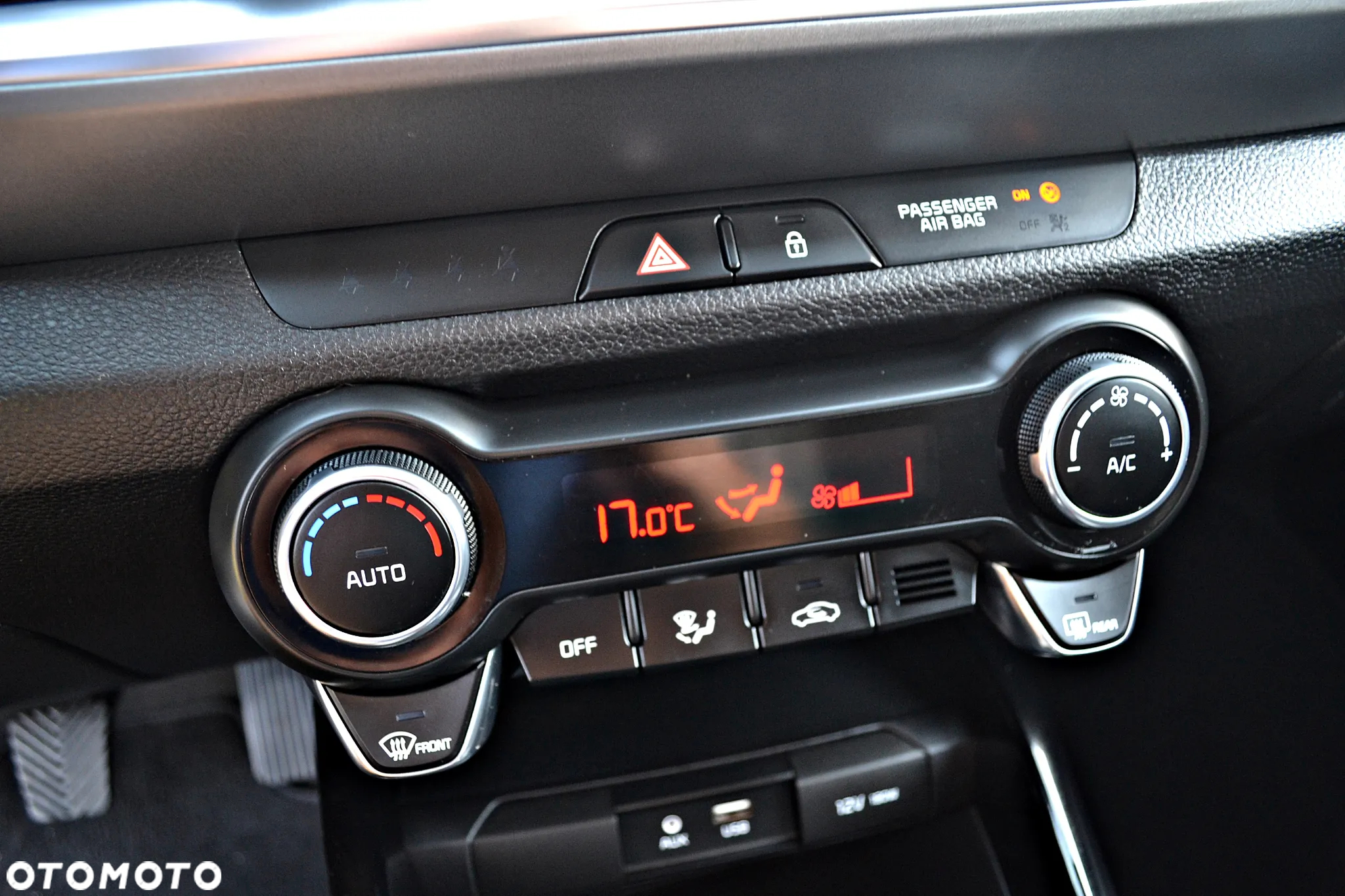 Kia Stonic 1.0 T-GDI 120 Spirit - 37