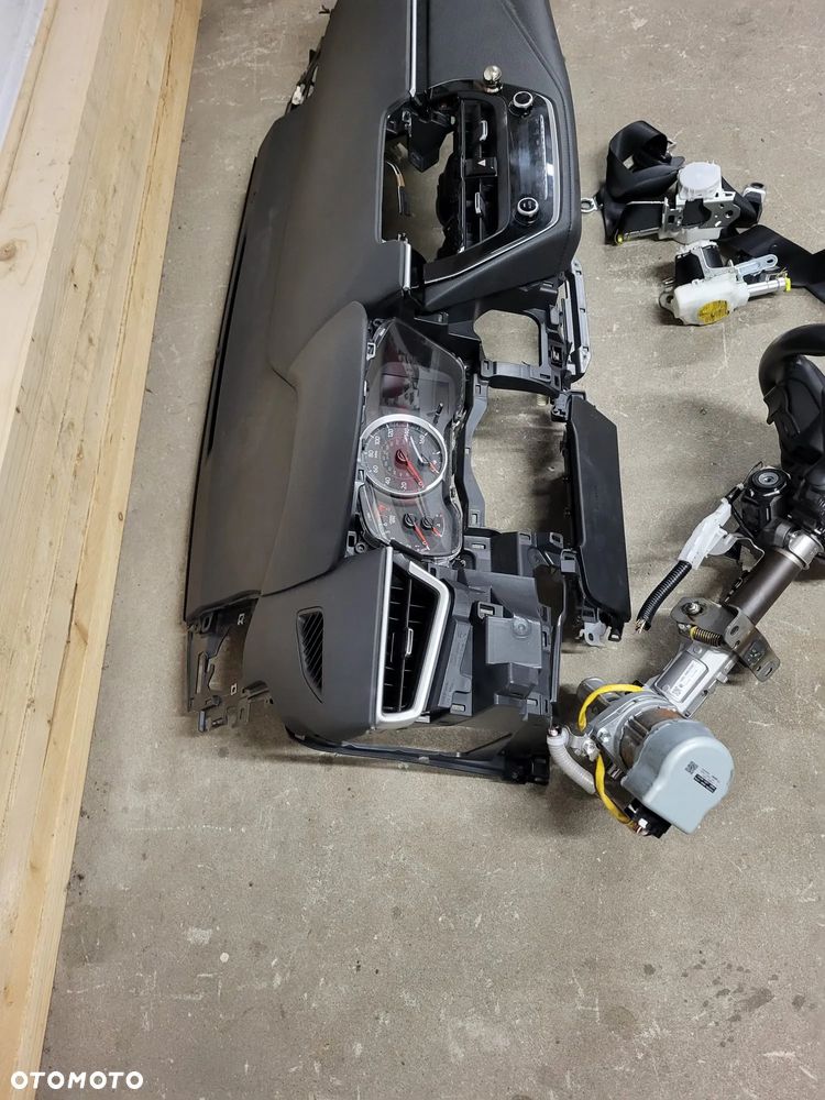 Toyota corolla e21 SE deska konsoleta pasy airbag kierowca pasezer - 9