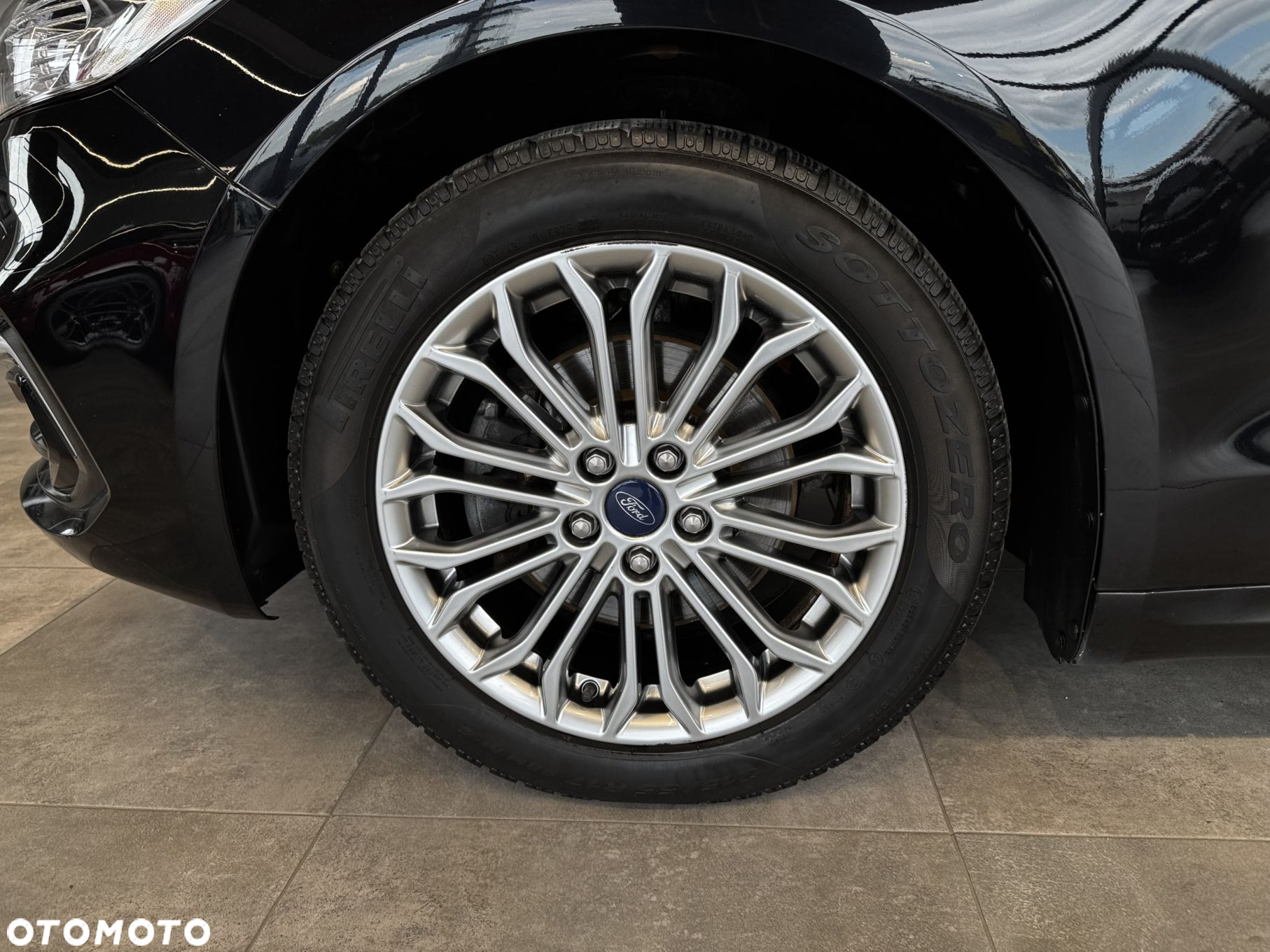 Ford Mondeo - 10