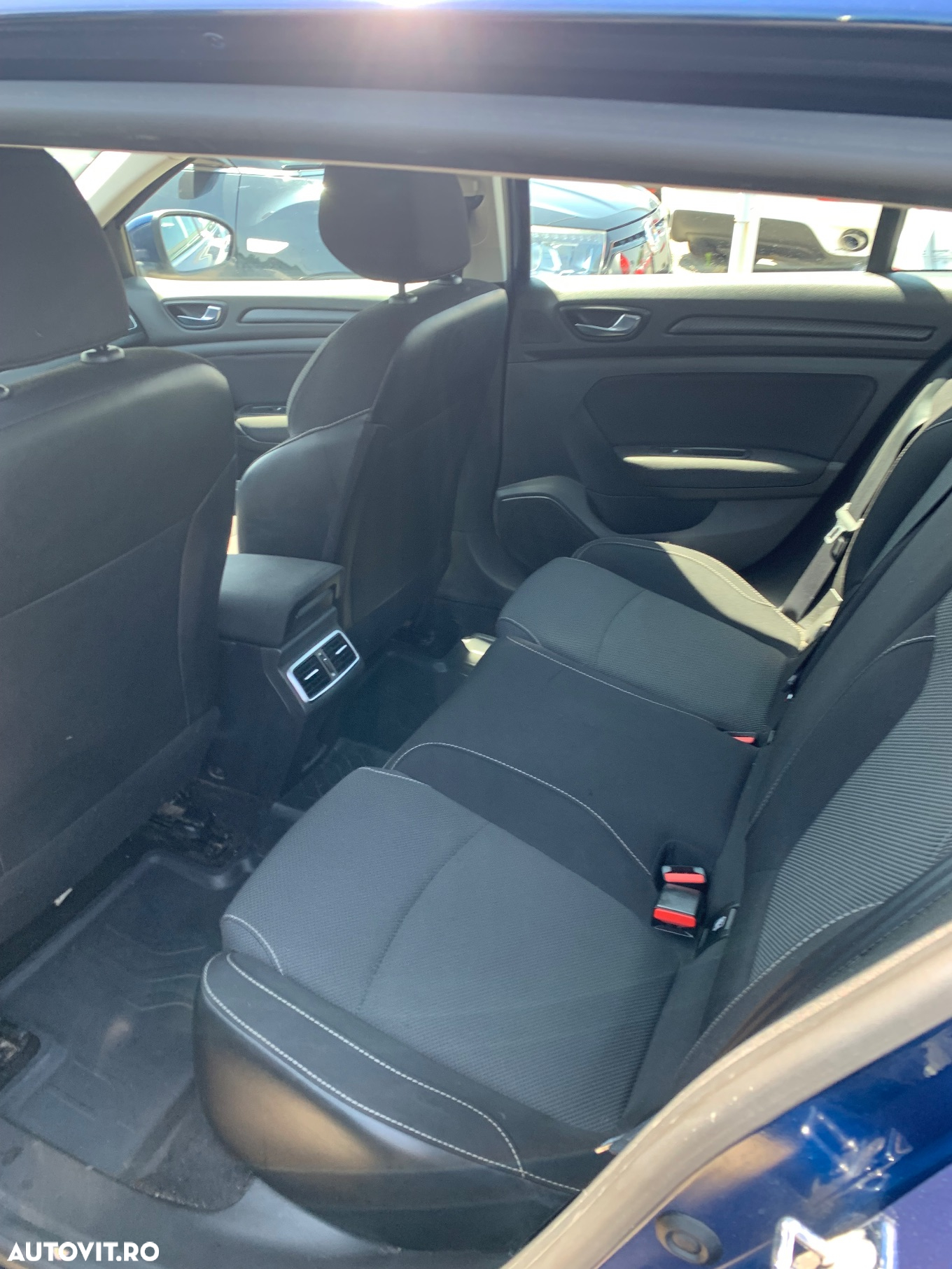 Renault Megane ENERGY TCe 130 EXPERIENCE - 10