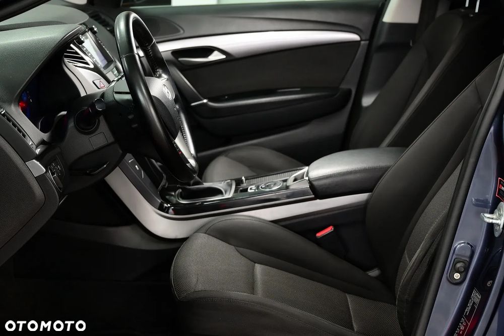 Hyundai i40 Kombi blue 1.6 Classic - 19