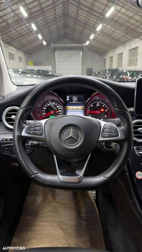 Mercedes-Benz GLC - 16