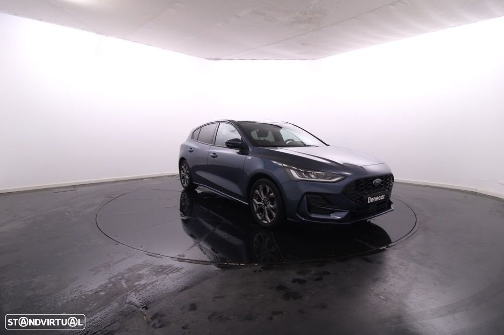 Ford Focus 1.0 EcoBoost MHEV ST-Line - 11