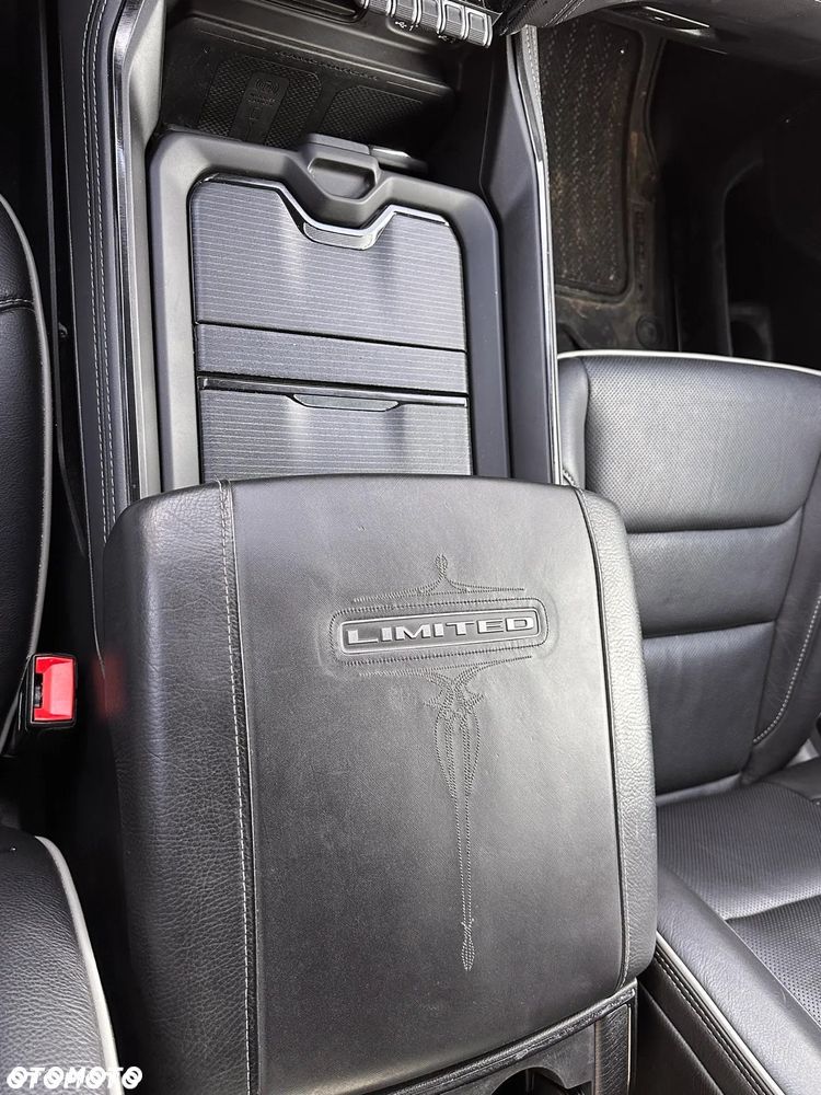 RAM 1500 5.7 Crew Cab Limited - 22