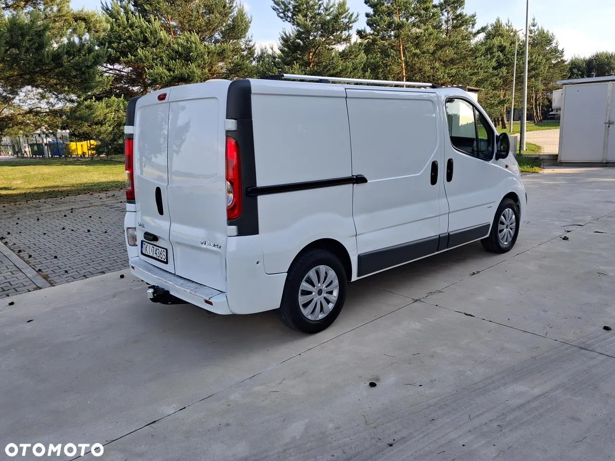 Opel Vivaro - 13