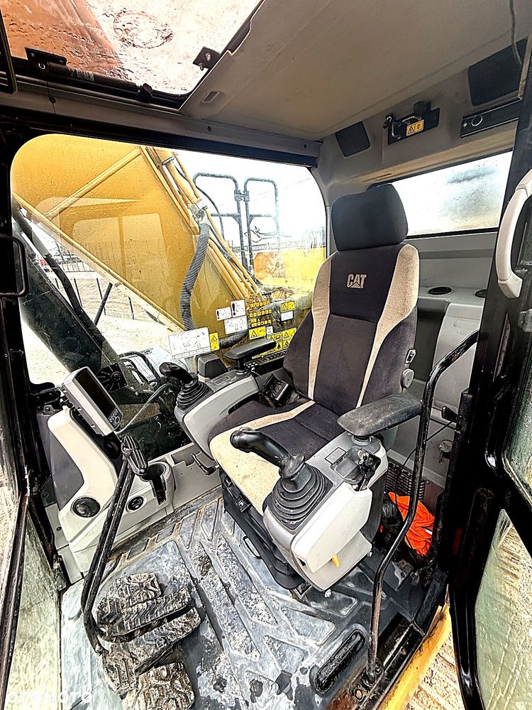 Caterpillar 320 EL - 13