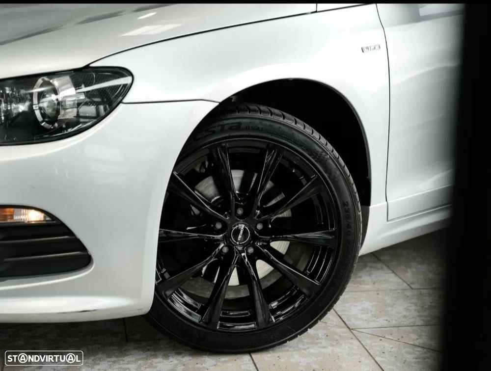 VW Scirocco 2.0 TDI GTD DSG - 11