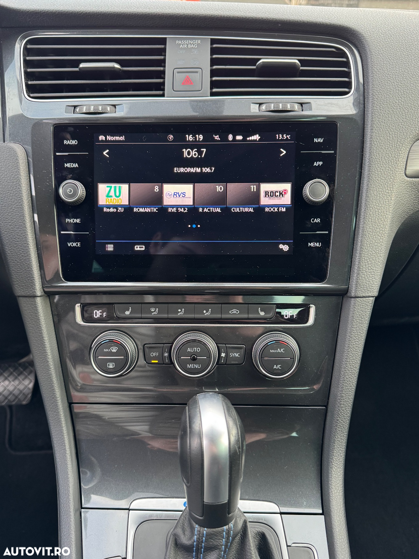 Volkswagen Golf e-Golf - 17