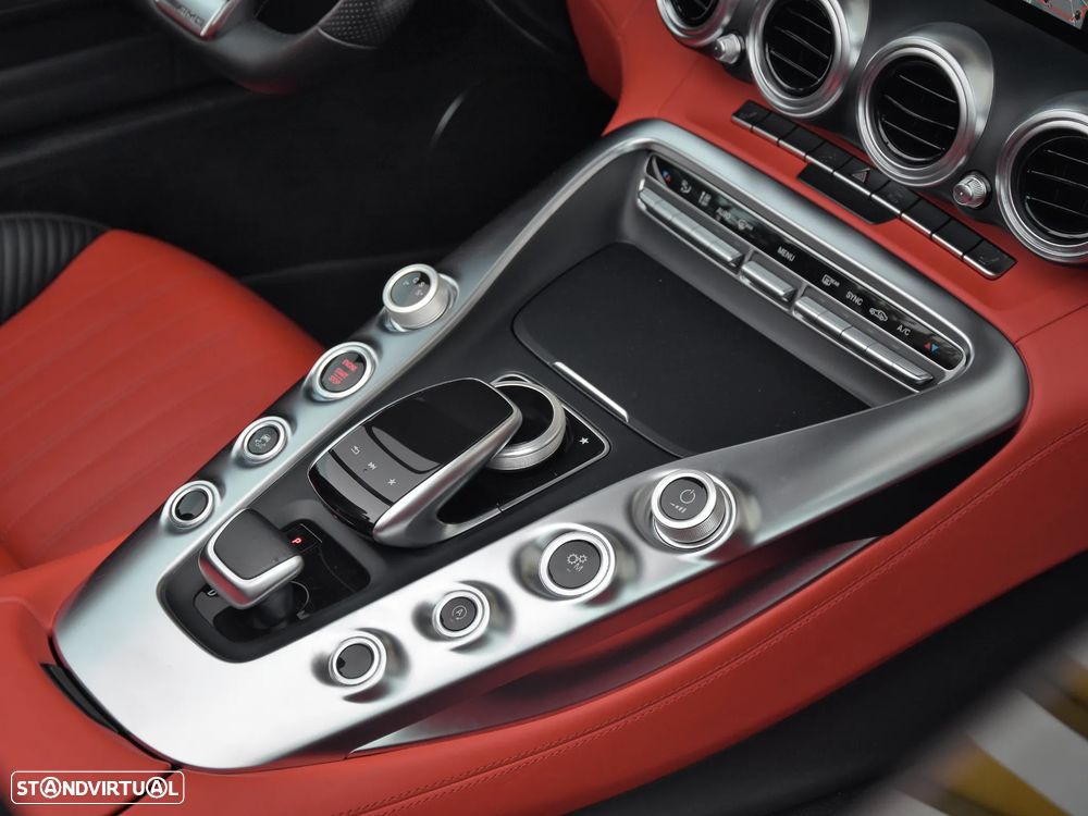 Mercedes-Benz AMG GT Roadster - 23