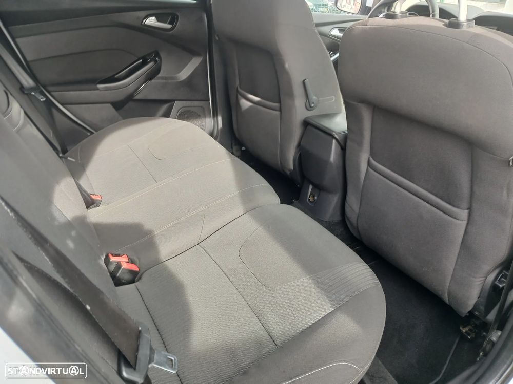 Ford Focus 1.0 SCTi Titanium - 20