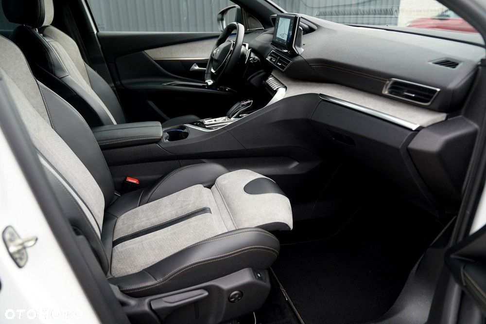 Peugeot 3008 - 25