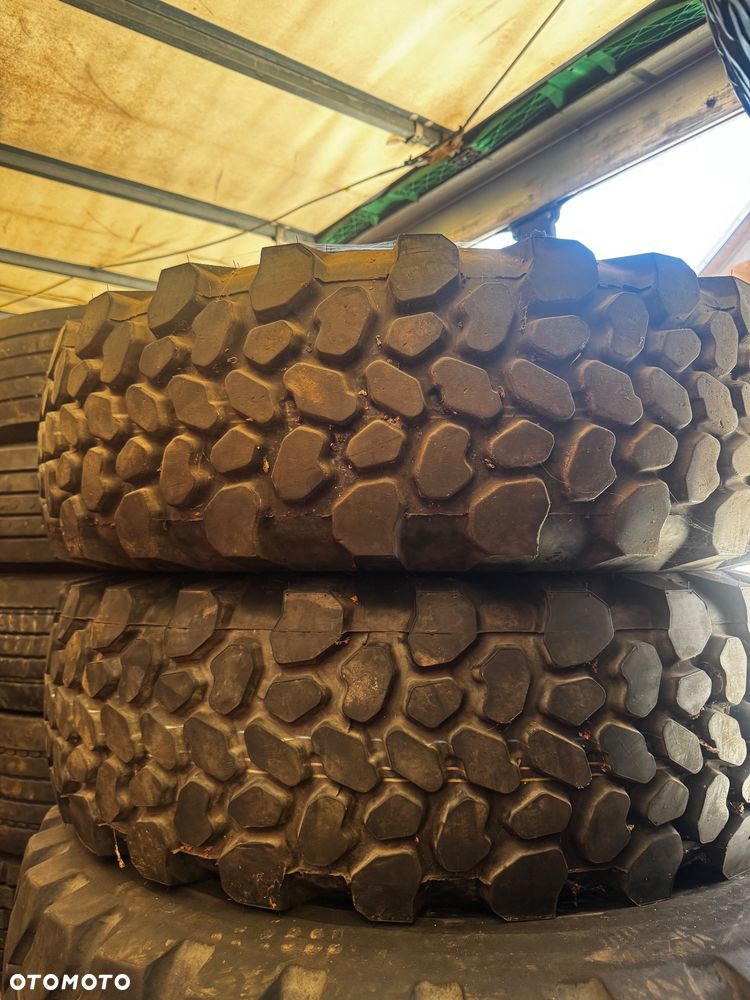 Opony Continental MPT81 335/80 R20