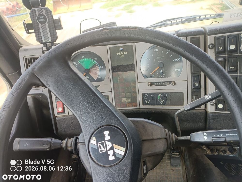 MAN T42 - 6